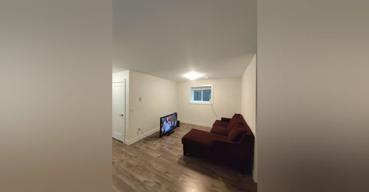 Lower Suite-809 Twenty First Street, New Westminster, BC, V3M 4Y1 - 2