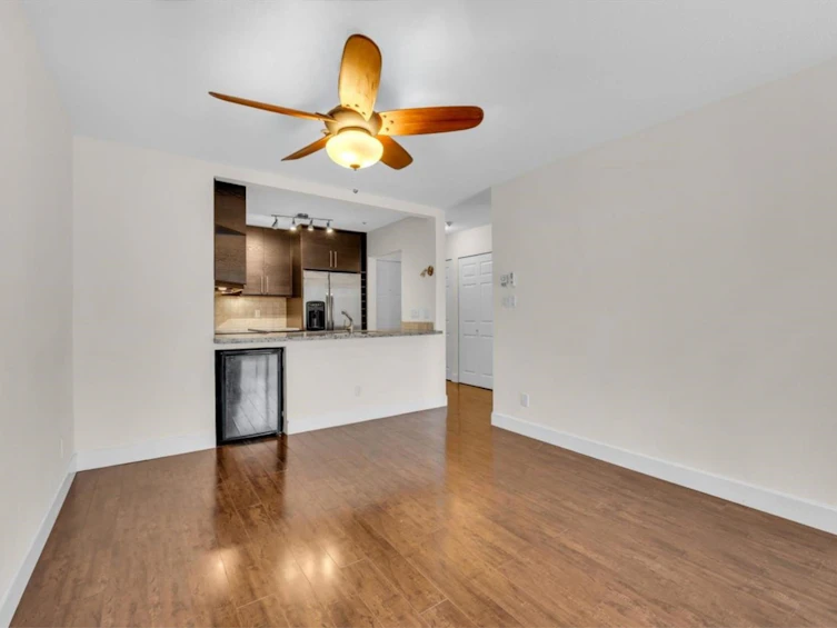 307-876 W 16th Avenue, Vancouver, BC, V5Z 1T1 - 9