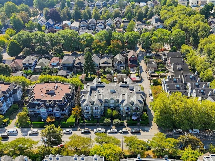 307-876 W 16th Avenue, Vancouver, BC, V5Z 1T1 - 25
