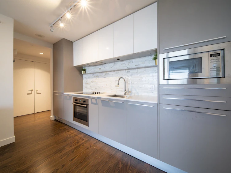 2401-8131 Nunavut Lane, Vancouver, BC, V5X 0E2 - 5