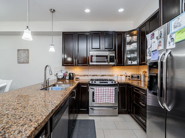 75-20738 84 Avenue, Langley, BC, V2Y 0J6 - 11