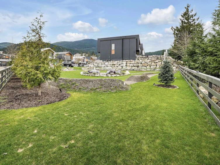 2934 Huckleberry Drive, Squamish, BC, V8B 1B2 - 5