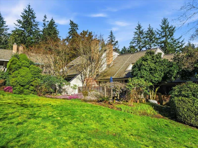 15-4957 Marine Drive - 3