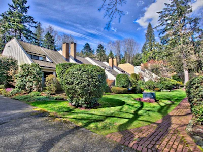 15-4957 Marine Drive - 2