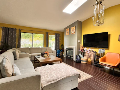 11101 Canyon Crescent - 3