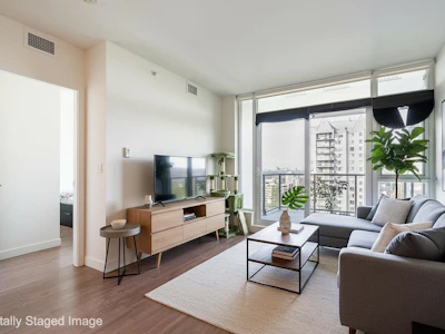 1108-585 Austin Avenue - 2