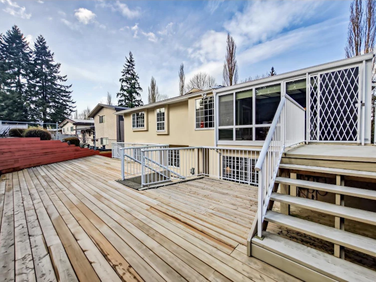 8022 Lakefield Drive, Burnaby, BC, V5E 3W8 - 32