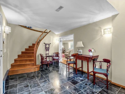 8022 Lakefield Drive - 4