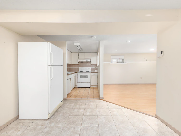 5556 Earles Street, Vancouver, BC, V5R 3S1 - 17
