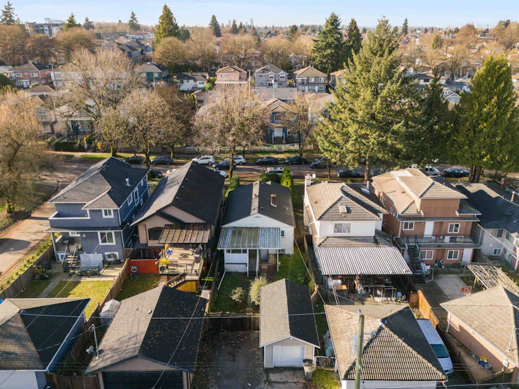 5556 Earles Street, Vancouver, BC, V5R 3S1 - 28