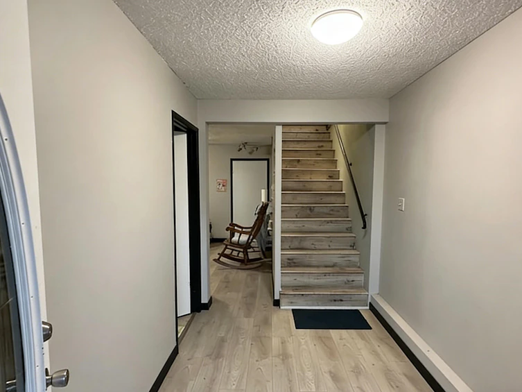 13464 98a Avenue, Surrey, BC, V3T 1C8 - 2