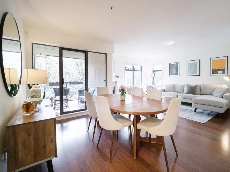 E302 - 628 W 12th Avenue, Vancouver BC V5Z 1M8