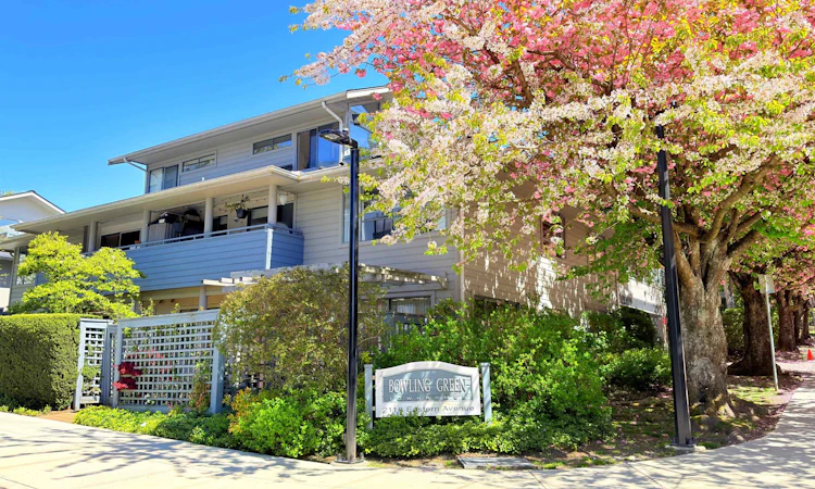 10-2118 Eastern Avenue