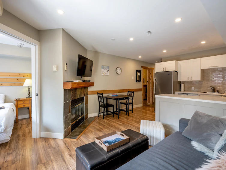 347-4340 Lorimer Road, Whistler, BC, V8E 1A5 - 6