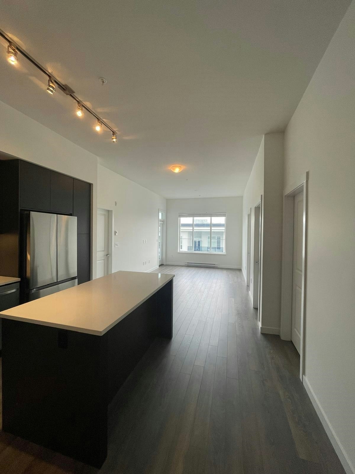 609-15815 85 Avenue, Surrey, BC, V4N 6X5