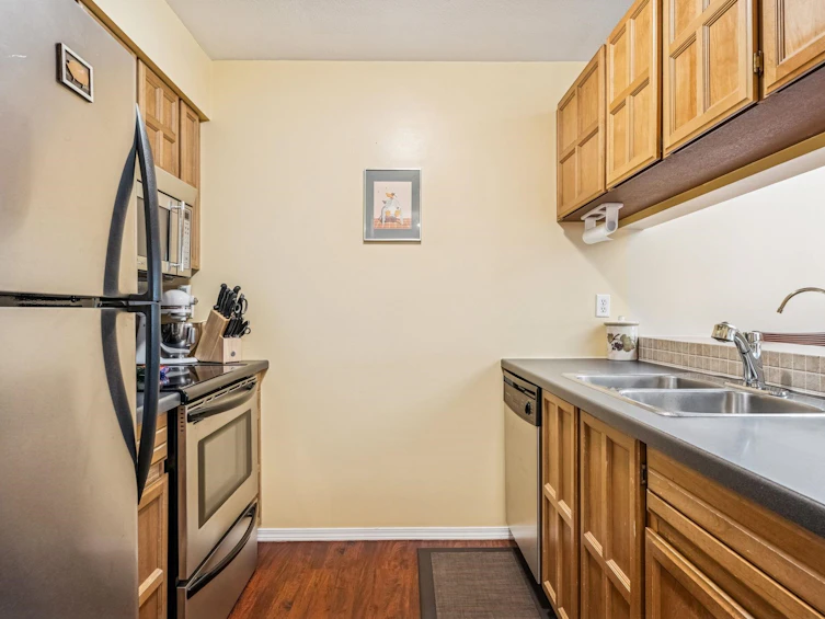 310-11240 Daniels Road, Richmond, BC, V6X 1M6 - 9