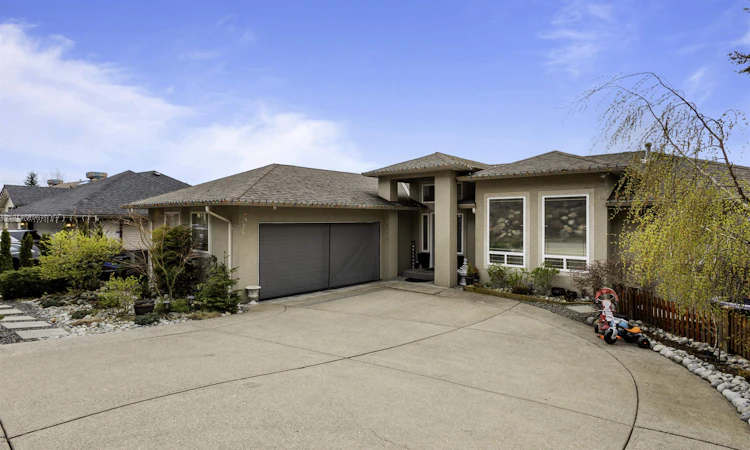 2772 St Moritz Way