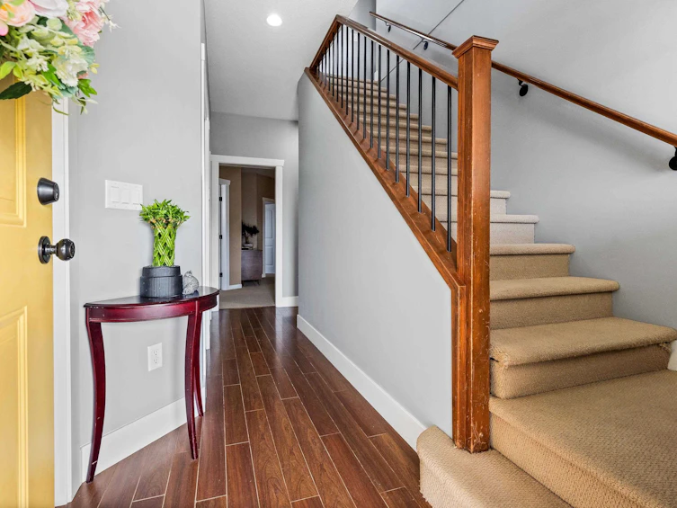5738 Kestrel Drive, Chilliwack, BC, V2R 0E7 - 5
