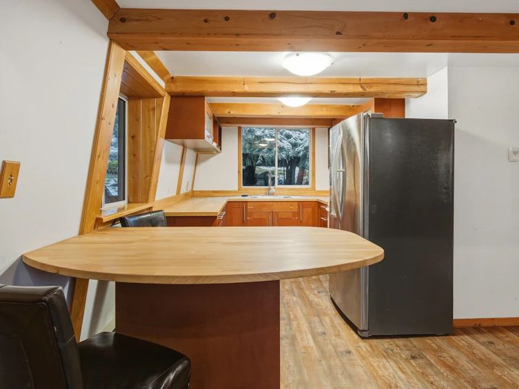 9539 Emerald Drive, Whistler, BC, V8E 0G5 - 7