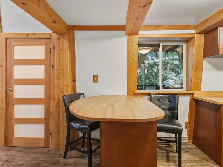 9539 Emerald Drive, Whistler, BC, V8E 0G5 - 8