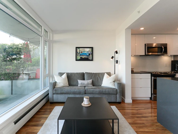 221-289 E 6th Avenue, Vancouver, BC, V5T 0E9 - 3