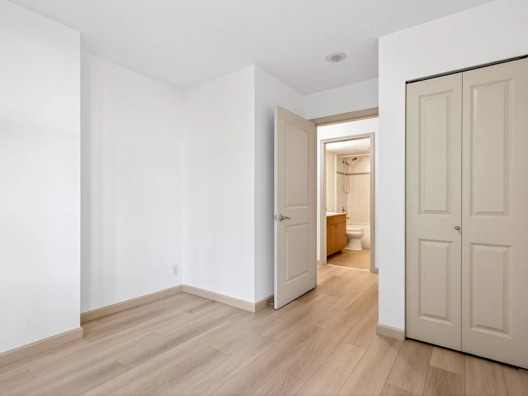 409-9262 University Crescent, Burnaby, BC, V5A 0A4 - 26