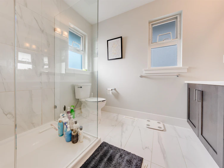 16636 Edgewood Drive, Surrey, BC, V3Z 9X9 - 24