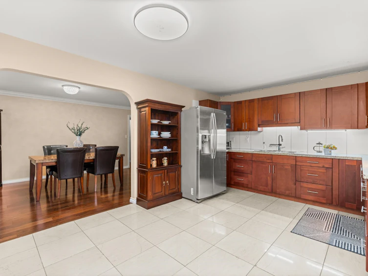 13514 20 Avenue, Surrey, BC, V4A 1Z6 - 13