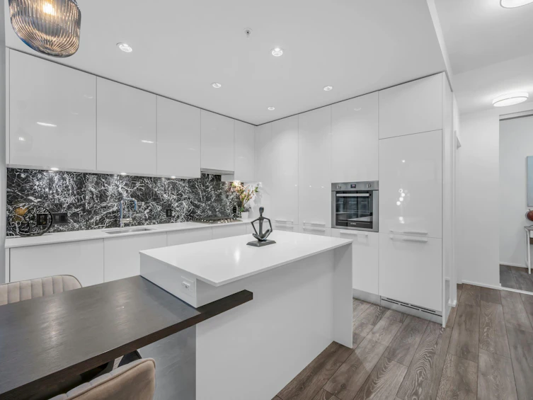 2212-1955 Alpha Way, Burnaby, BC, V5C 0K6 - 11