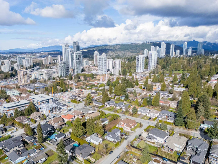 636 Rochester Avenue, Coquitlam, BC, V3K 2V7 - 3