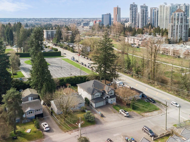 14028 102 Avenue, Surrey, BC, V3T 1P4 - 38