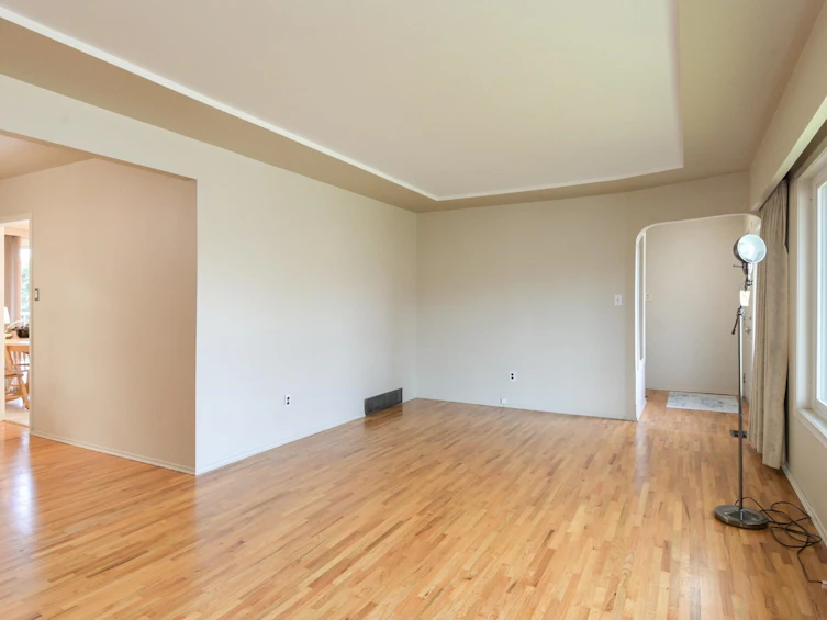 14028 102 Avenue, Surrey, BC, V3T 1P4 - 5