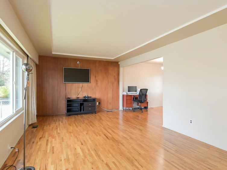 14028 102 Avenue, Surrey, BC, V3T 1P4 - 3
