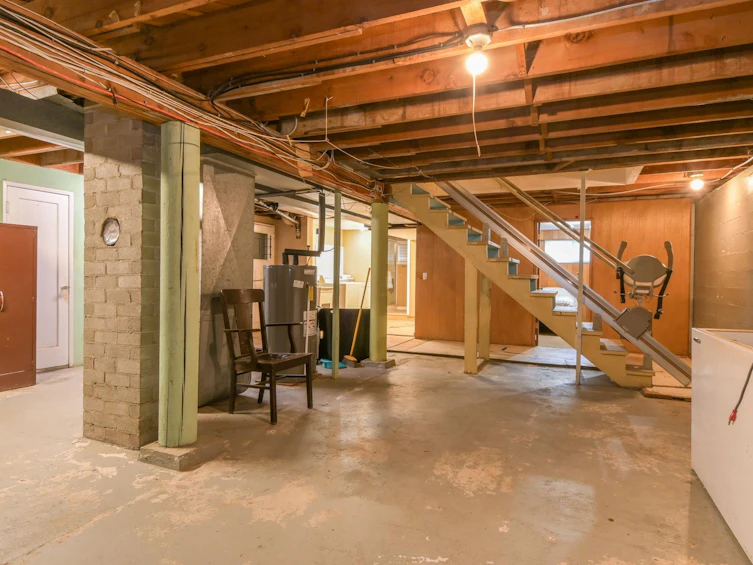 14028 102 Avenue, Surrey, BC, V3T 1P4 - 17