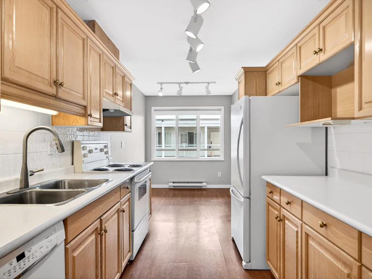 303-20240 54a Avenue, Langley, BC, V3A 3W7 - 10