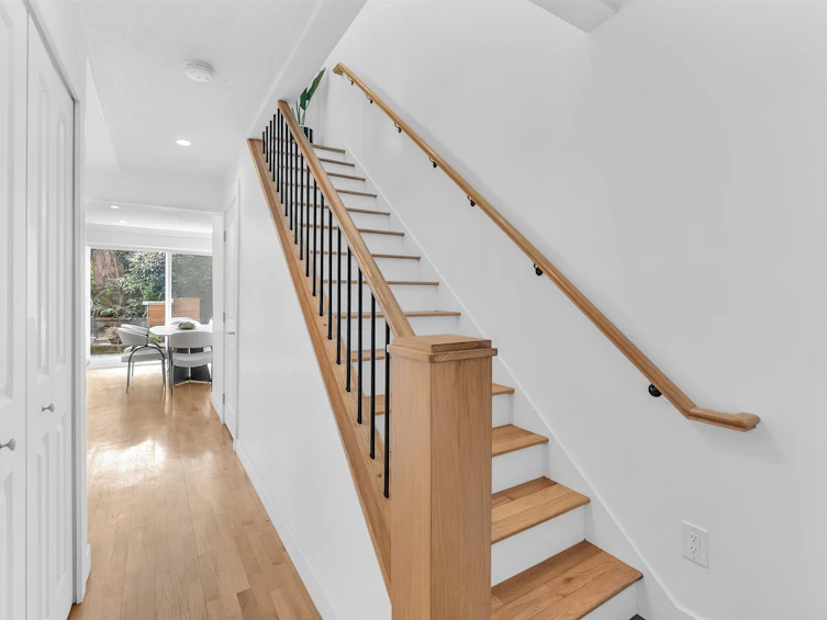 802-555 W 28th Street, North Vancouver, BC, V7N 2J7 - 11