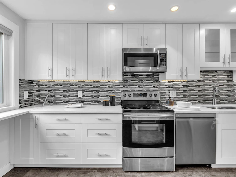 802-555 W 28th Street, North Vancouver, BC, V7N 2J7 - 6