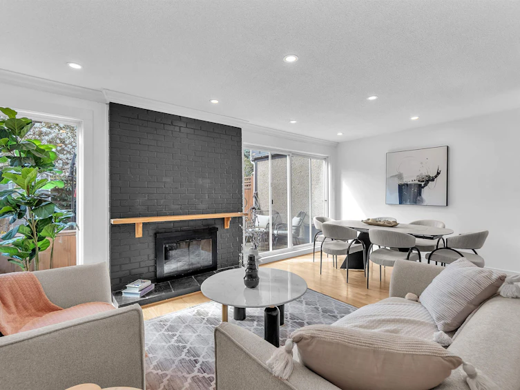 802-555 W 28th Street, North Vancouver, BC, V7N 2J7 - 2