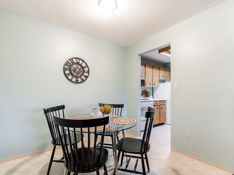 105-33850 Fern Street, Abbotsford, BC, V2S 6C3 - 11
