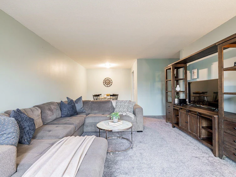 105-33850 Fern Street, Abbotsford, BC, V2S 6C3 - 4