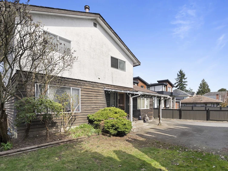 12945 64 Avenue, Surrey, BC, V3W 1X4 - 2