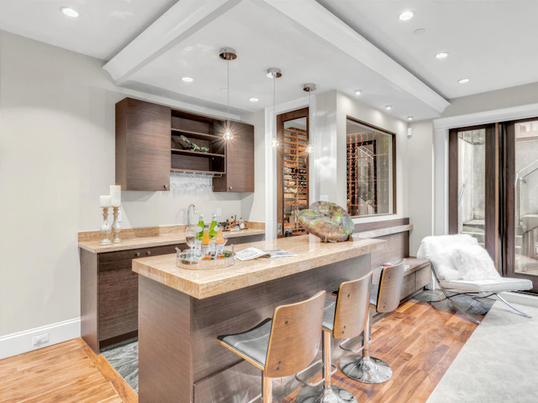4320 W 8th Avenue, Vancouver, BC, V6R 2A1 - 18