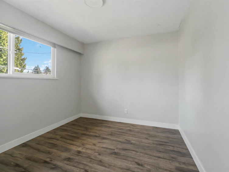 3631 Flint Street, Port Coquitlam, BC, V3B 4J9 - 36