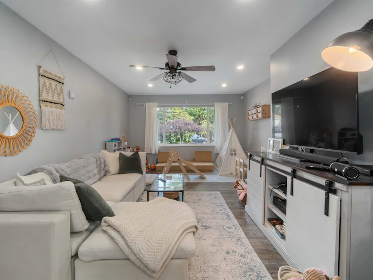 3631 Flint Street, Port Coquitlam, BC, V3B 4J9 - 5