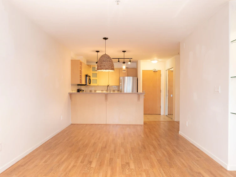 105-3136 St. Johns Street, Port Moody, BC, V3H 5E4 - 5