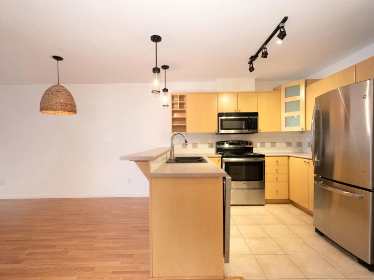 105-3136 St. Johns Street, Port Moody, BC, V3H 5E4 - 9
