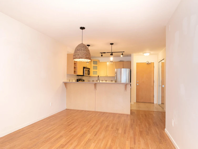 105-3136 St. Johns Street, Port Moody, BC, V3H 5E4 - 6