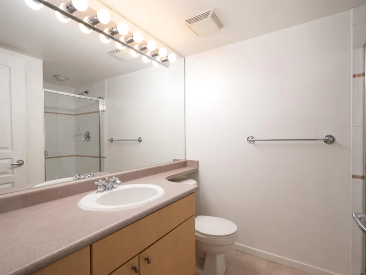 105-3136 St. Johns Street, Port Moody, BC, V3H 5E4 - 20