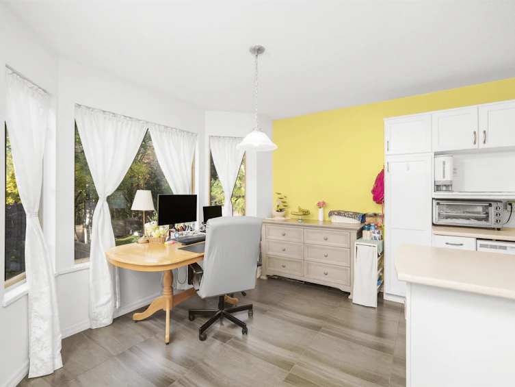 1931 Westview Drive, North Vancouver, BC, V7M 3B1 - 11