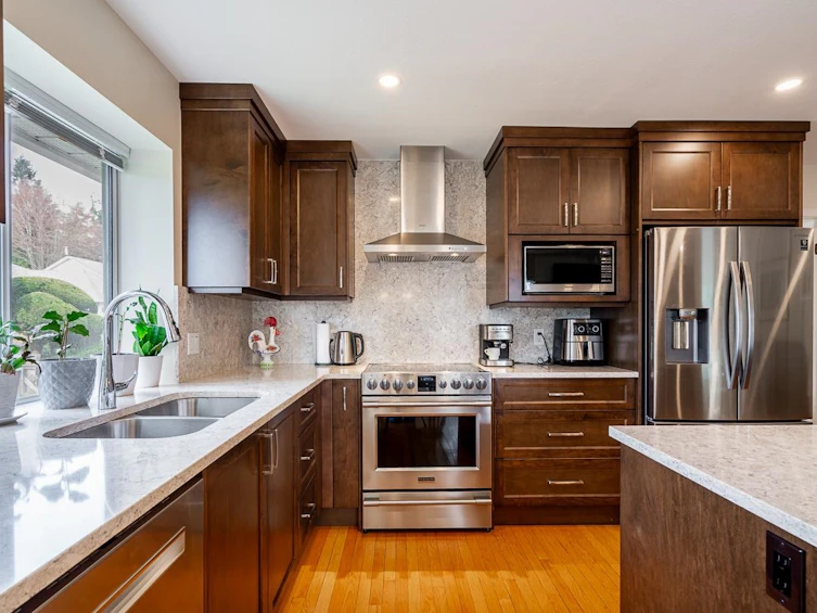 13560 15a Avenue, Surrey, BC, V4A 8Z9 - 3